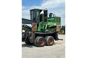 John Deere 335C  Log Loader